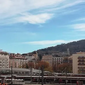 -- Le Sanctuaire, à 50 Mètres De La Gare -- Annecy